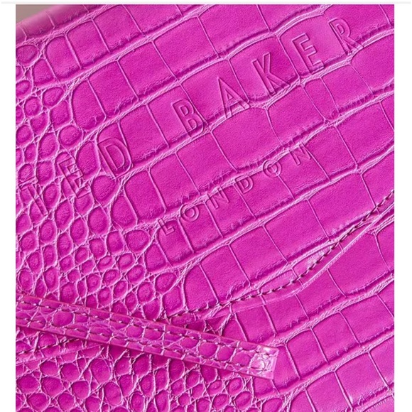 Ted Baker London Envelope Pouch Wrislet - Picture 9 of 15